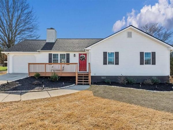 25 Twin Branches Lane SW, Cartersville, GA 30120