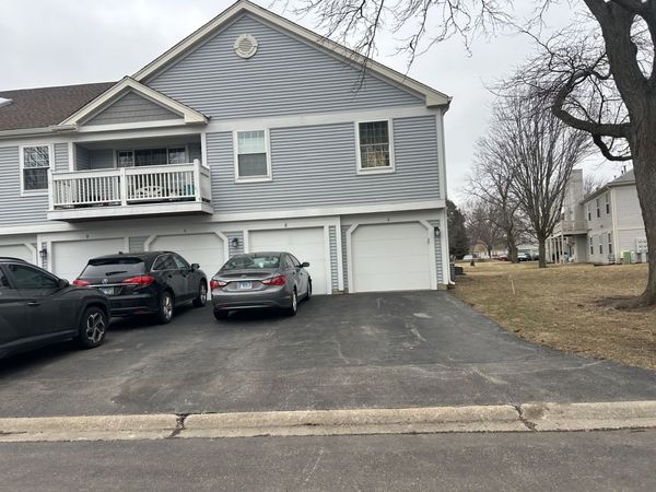 1229 Ballantrae Place, Unit A, Mundelein, IL 60060