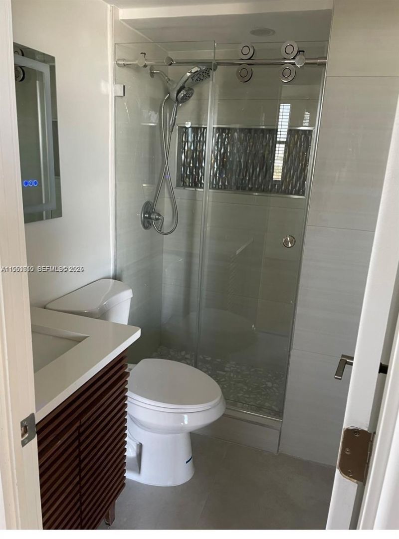 1731 SE 15th St, Unit 514, Fort Lauderdale, FL 33316 Photo