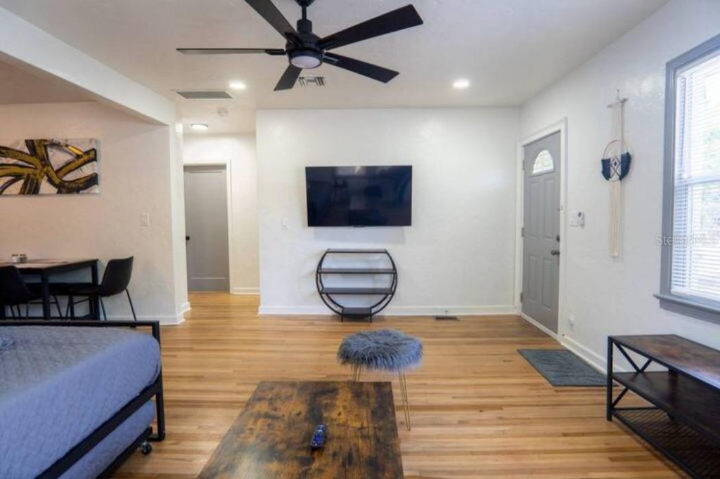 2008 Page Avenue, Orlando, FL 32806 Photo