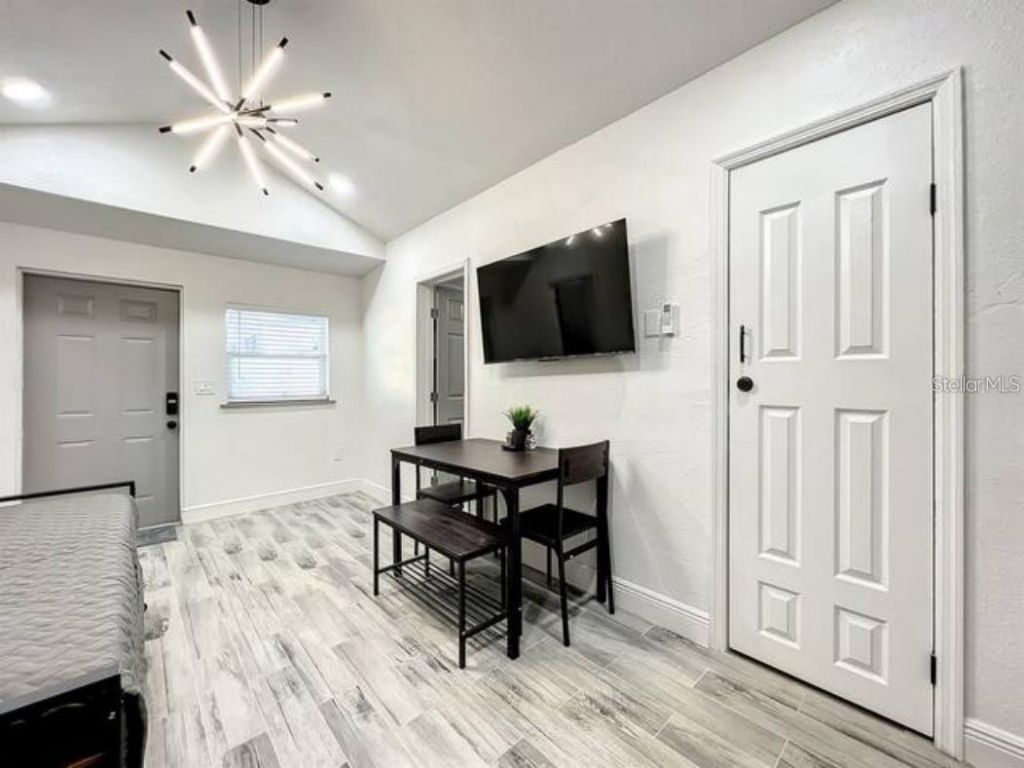 2008 Page Avenue, Orlando, FL 32806 Photo