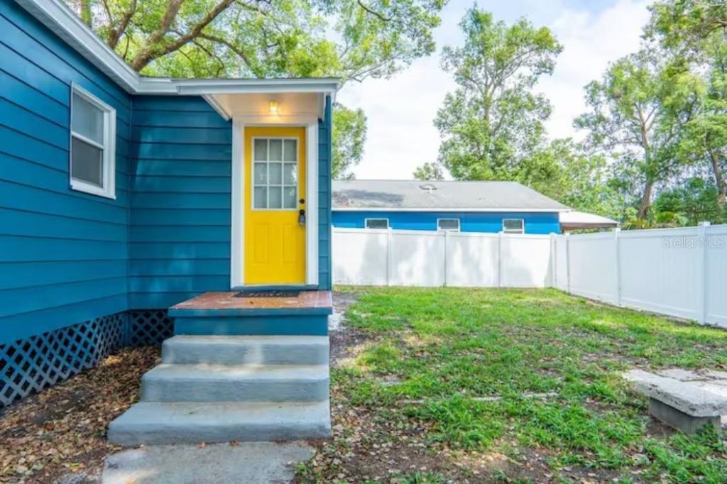 2008 Page Avenue, Orlando, FL 32806 Photo