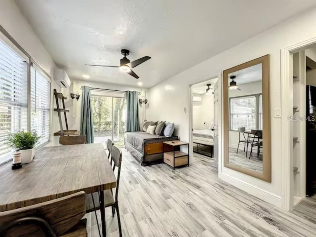 2008 Page Avenue, Orlando, FL 32806 Photo