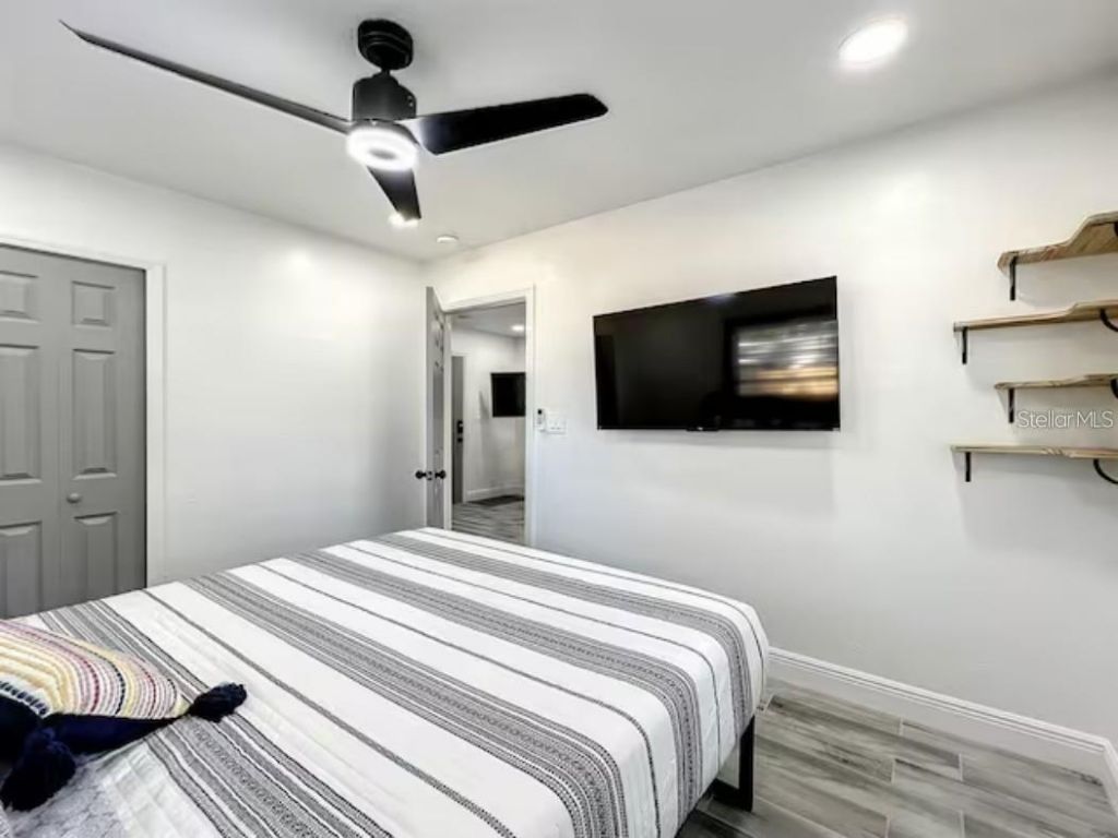 2008 Page Avenue, Orlando, FL 32806 Photo