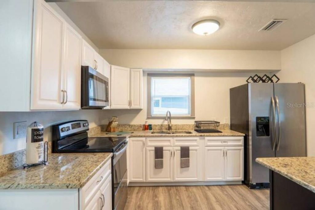 2008 Page Avenue, Orlando, FL 32806 Photo