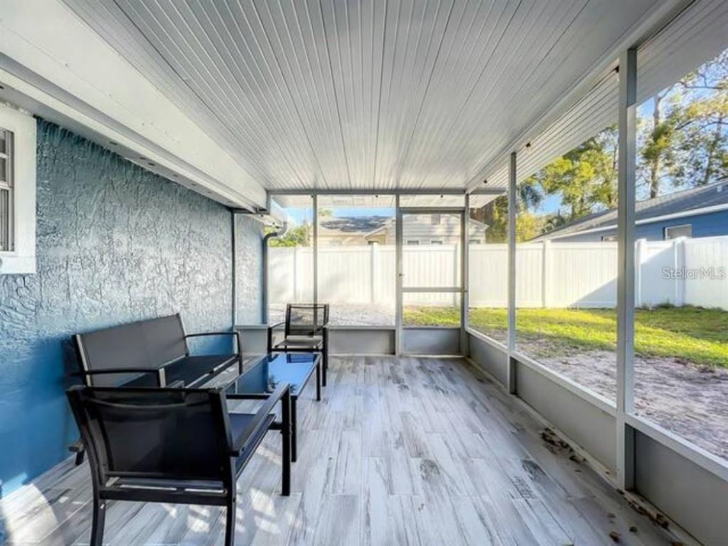 2008 Page Avenue, Orlando, FL 32806 Photo