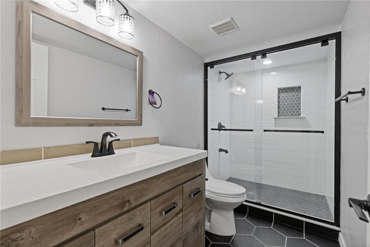1621 NE 2nd Street, Unit 302, Ocala, FL 34470 Photo