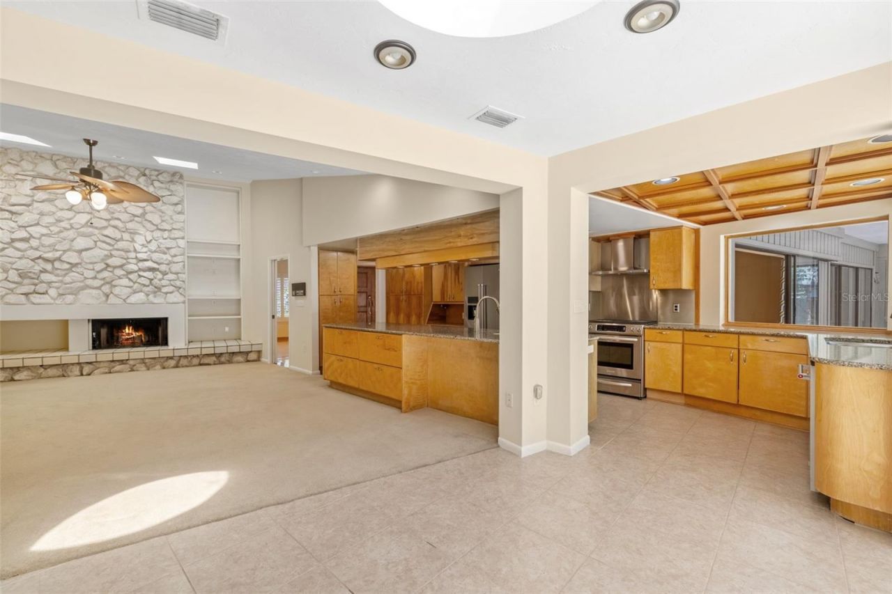 2345 NW 14th Place, Gainesville, FL 32605 Photo