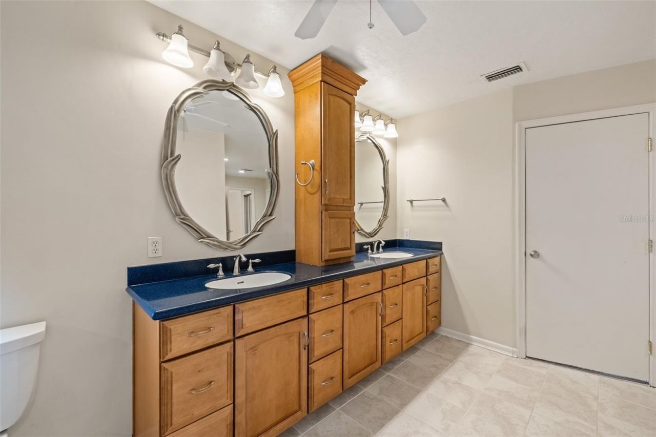 2345 NW 14th Place, Gainesville, FL 32605 Photo