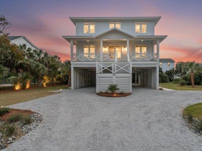 306 Sea View Lane, Edisto Beach, SC 29438