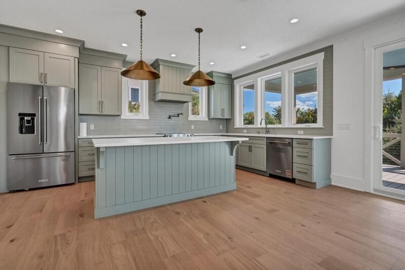 306 Sea View Lane Photo 9