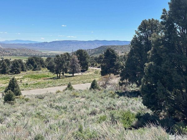 3242 Highland Way, Gardnerville, NV 89410
