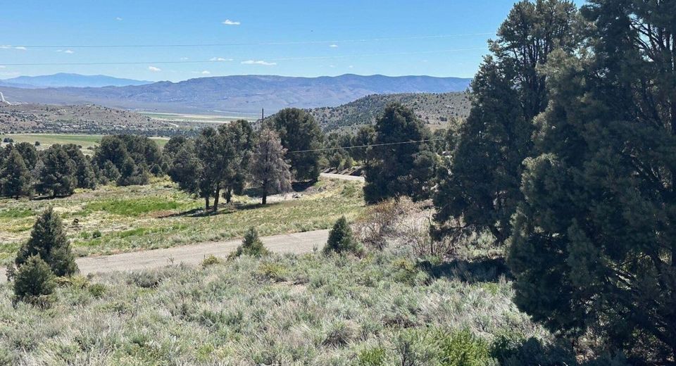 3242 Highland Way, Gardnerville, NV 89410 Photo