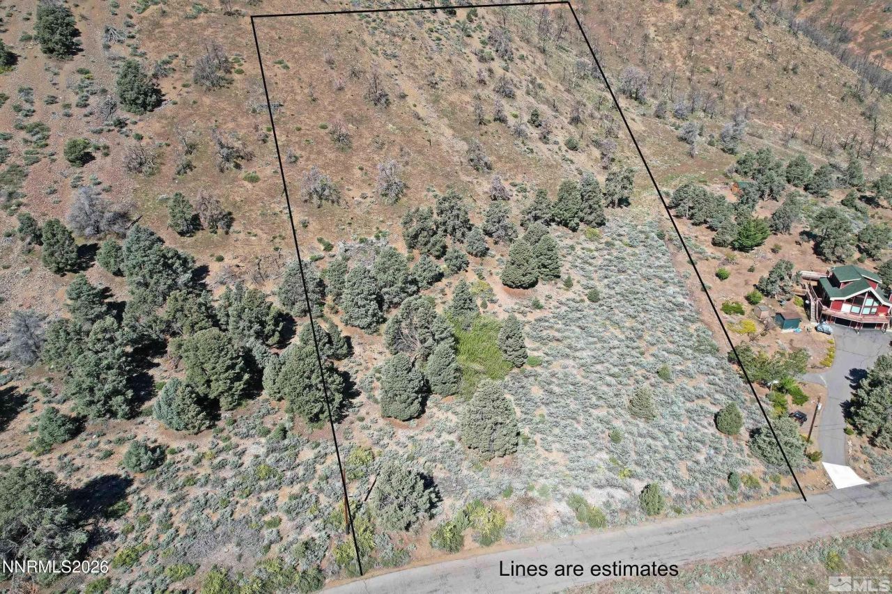 3242 Highland Way, Gardnerville, NV 89410 Photo