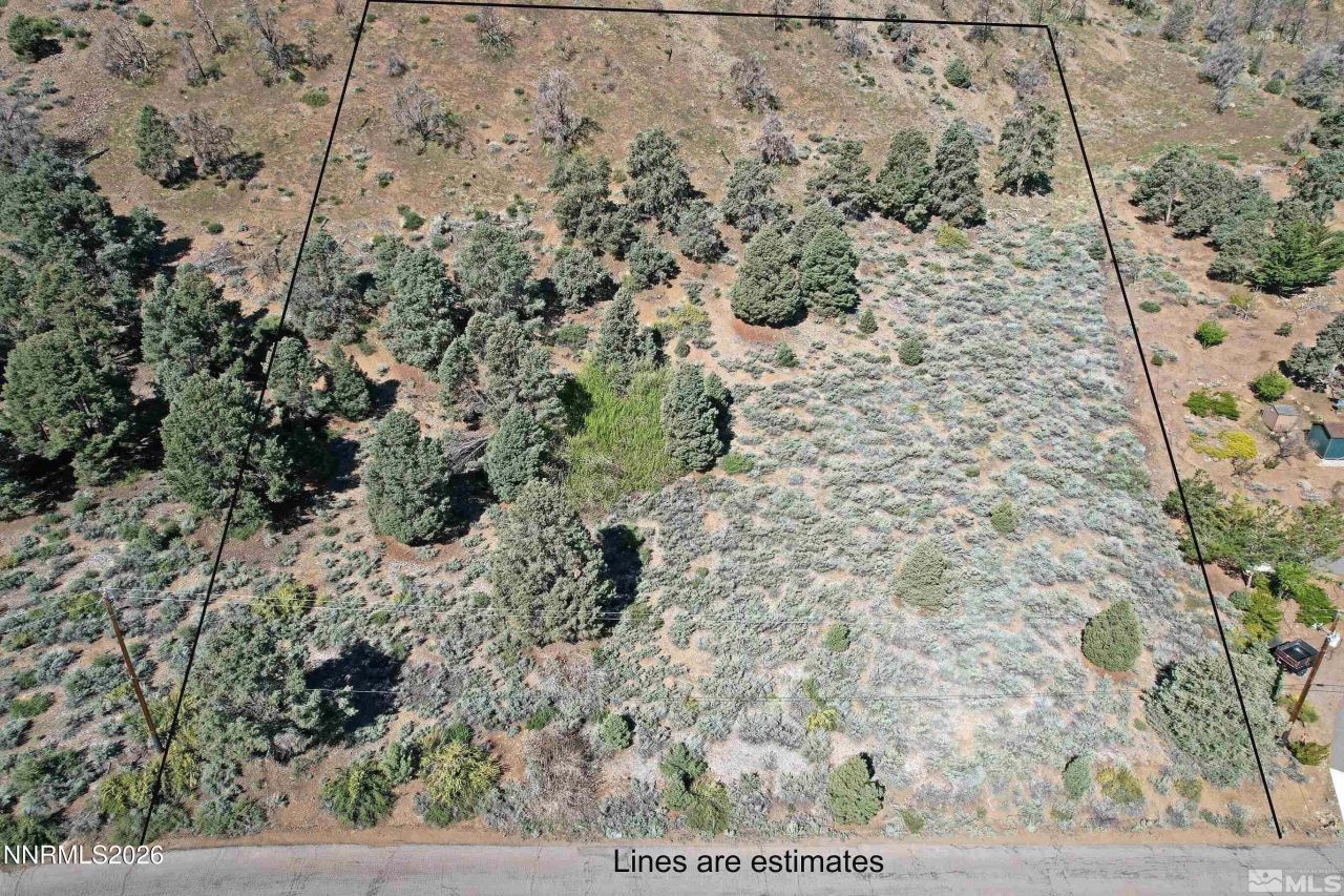 3242 Highland Way, Gardnerville, NV 89410 Photo