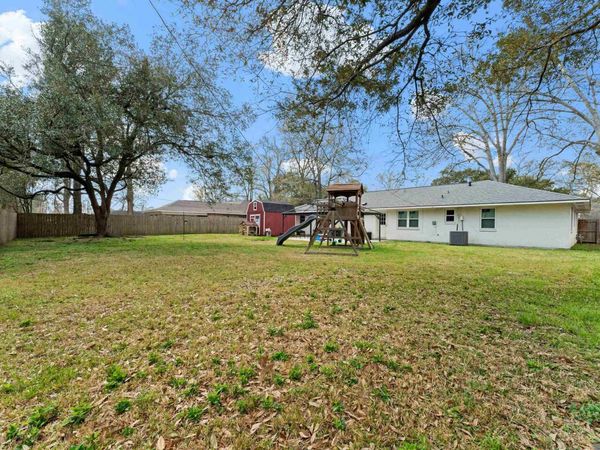 375 Sherwood Forest Blvd, Baton Rouge, LA 70815