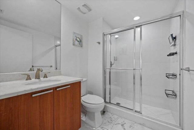 2650 Lake Shore Drive, Unit 1004, Riviera Beach, FL 33404 Photo