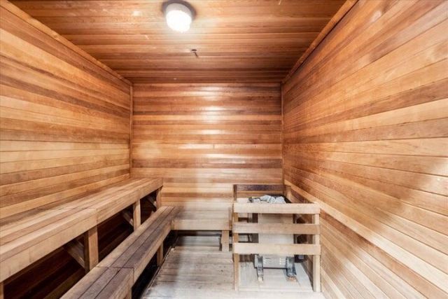 2650 Lake Shore Drive, Unit 1004, Riviera Beach, FL 33404 Photo