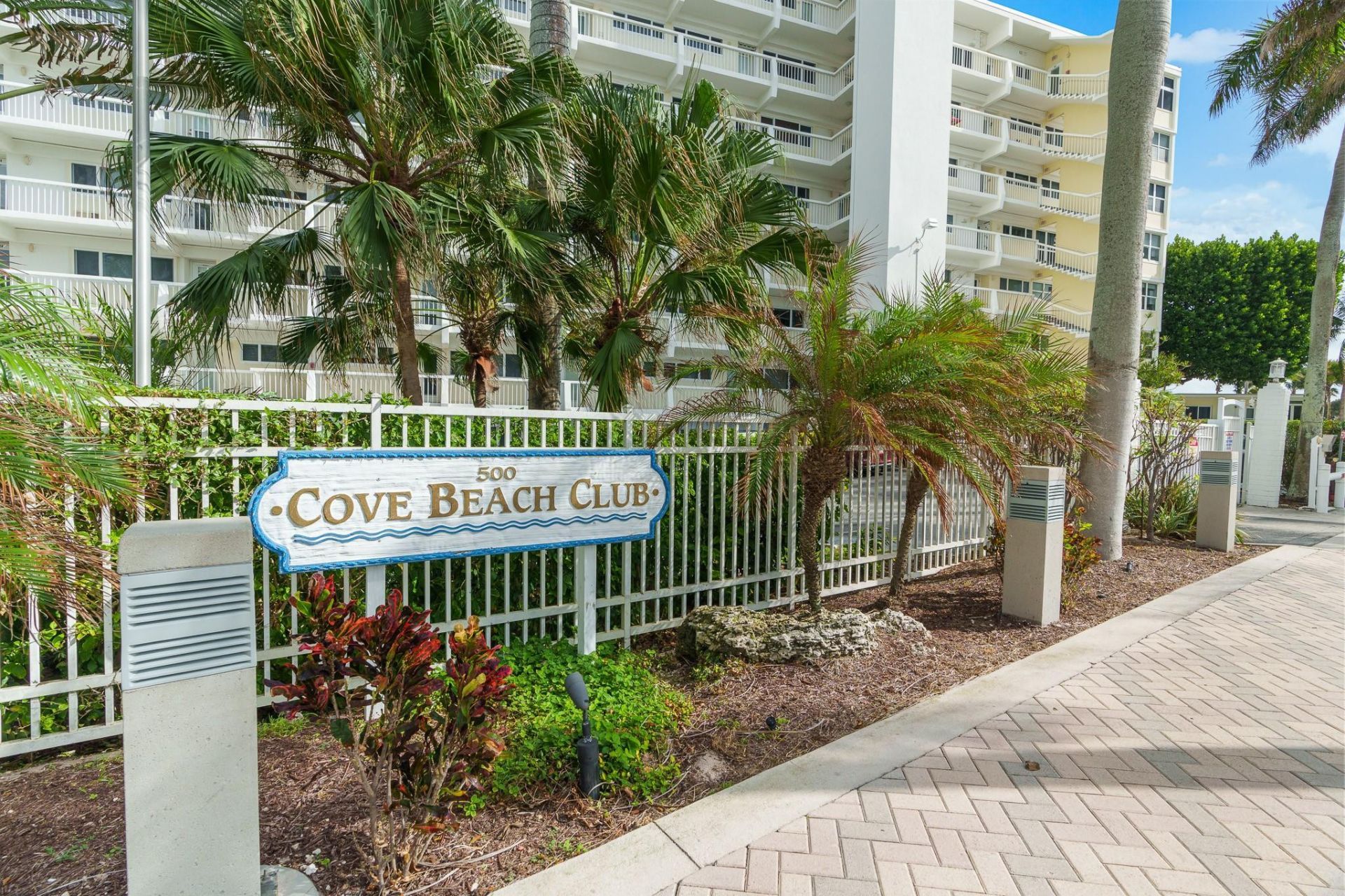 500 SE 21st Avenue, Unit 509, Deerfield Beach, FL 33441 Photo