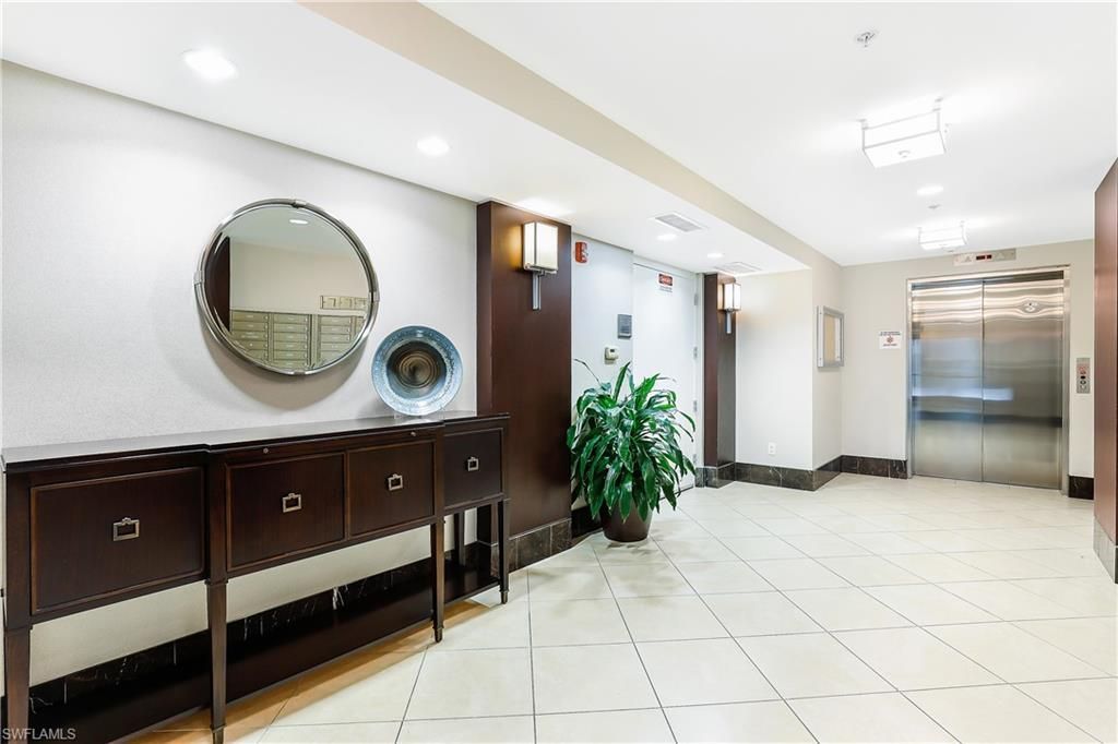9123 Strada Pl, Unit 7501, Naples, FL 34108 Photo