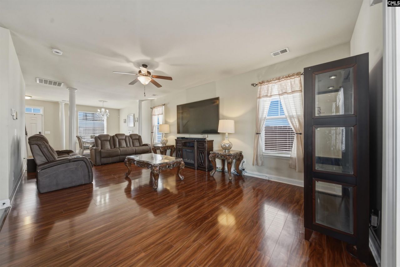 124 Farrow Pointe Lane Photo 6