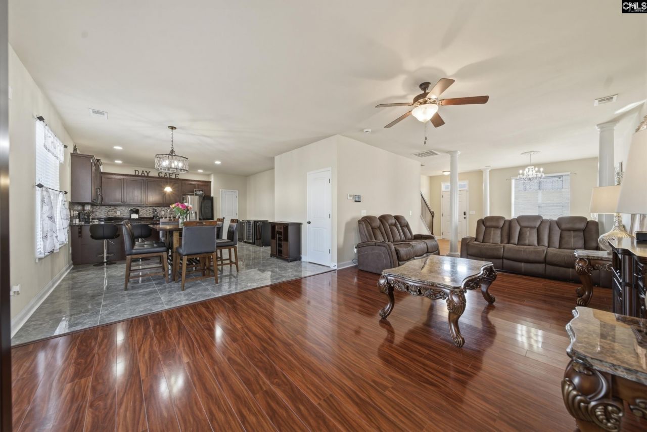 124 Farrow Pointe Lane  Photo 7