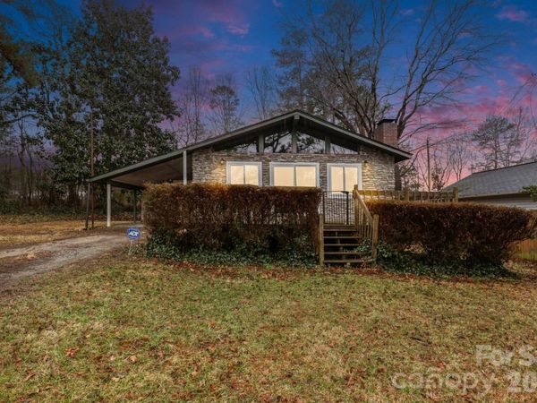4246 Compton Drive, Winston Salem, NC 27107