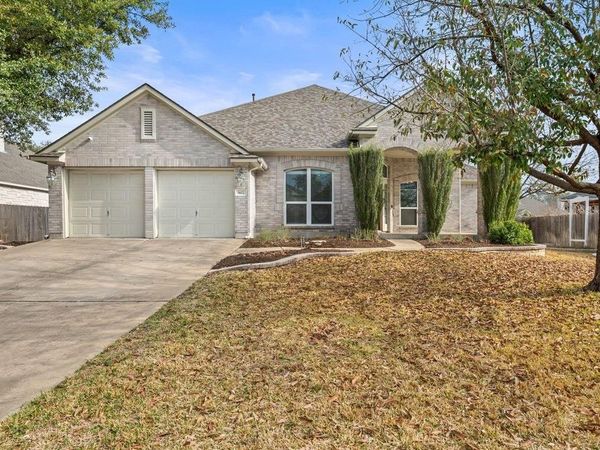 802 Ambrose DR, Pflugerville, TX 78660