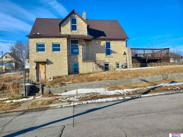 5824 S 31st Street, Omaha, NE 68107