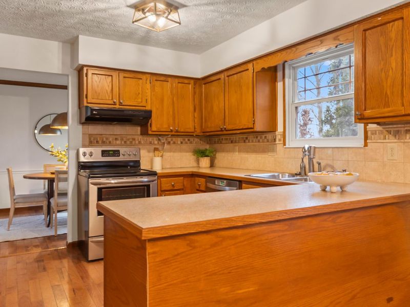 1299 Granfield Court, Columbus, OH 43230 Photo 17