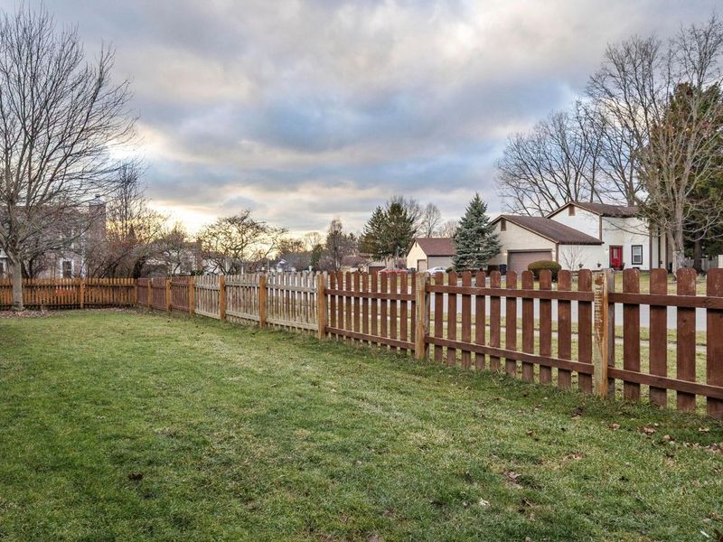 1299 Granfield Court, Columbus, OH 43230 Photo 6