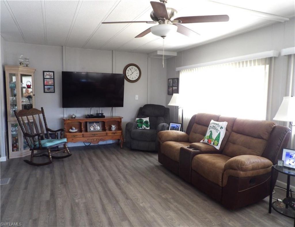 563 Timber Ln S, North Fort Myers, FL 33917 Photo