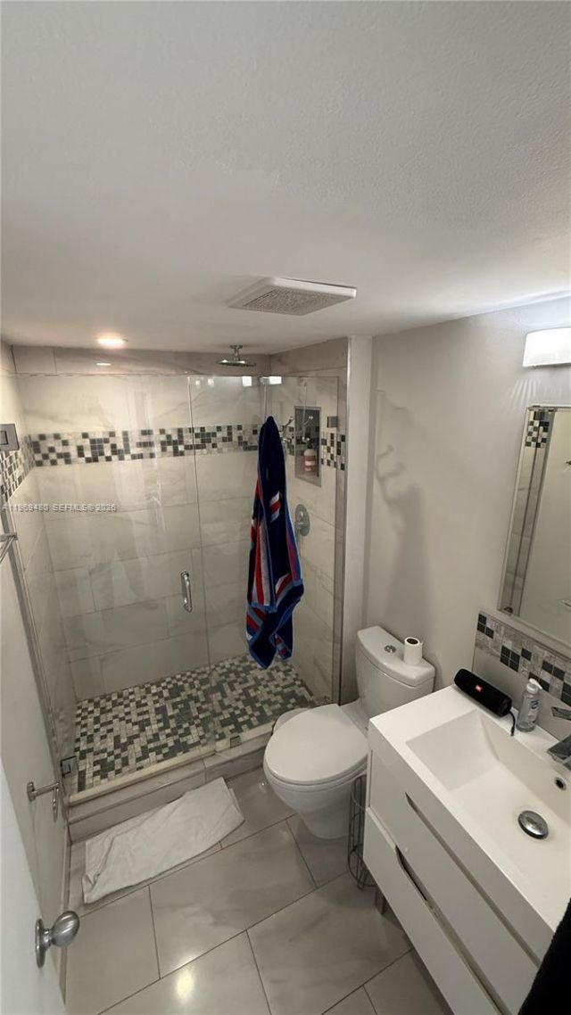 780 NE 69th St , Unit 2008, Miami, FL 33138 Photo