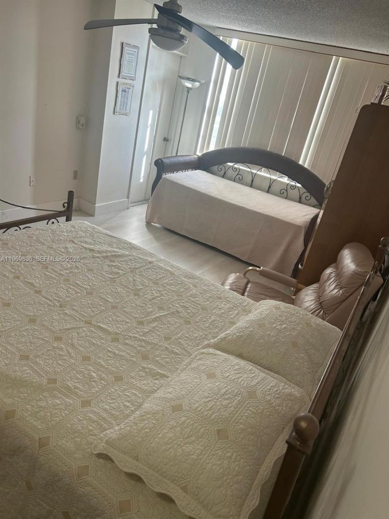 900 Saint Charles Pl , Unit 316, Pembroke Pines, FL 33026 Photo