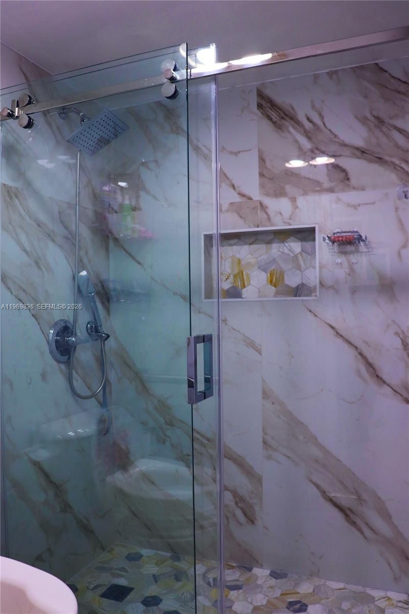 900 Saint Charles Pl , Unit 316, Pembroke Pines, FL 33026 Photo