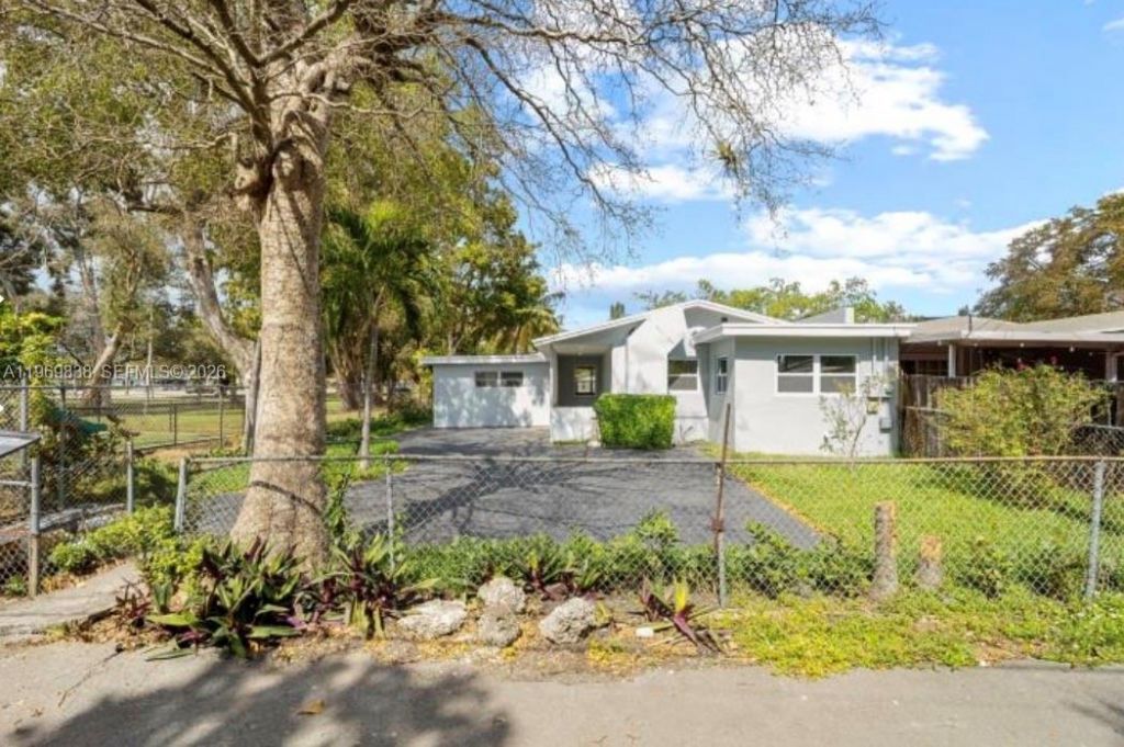 816 N Golf Dr , Unit n/a, Hollywood, FL 33021 Photo