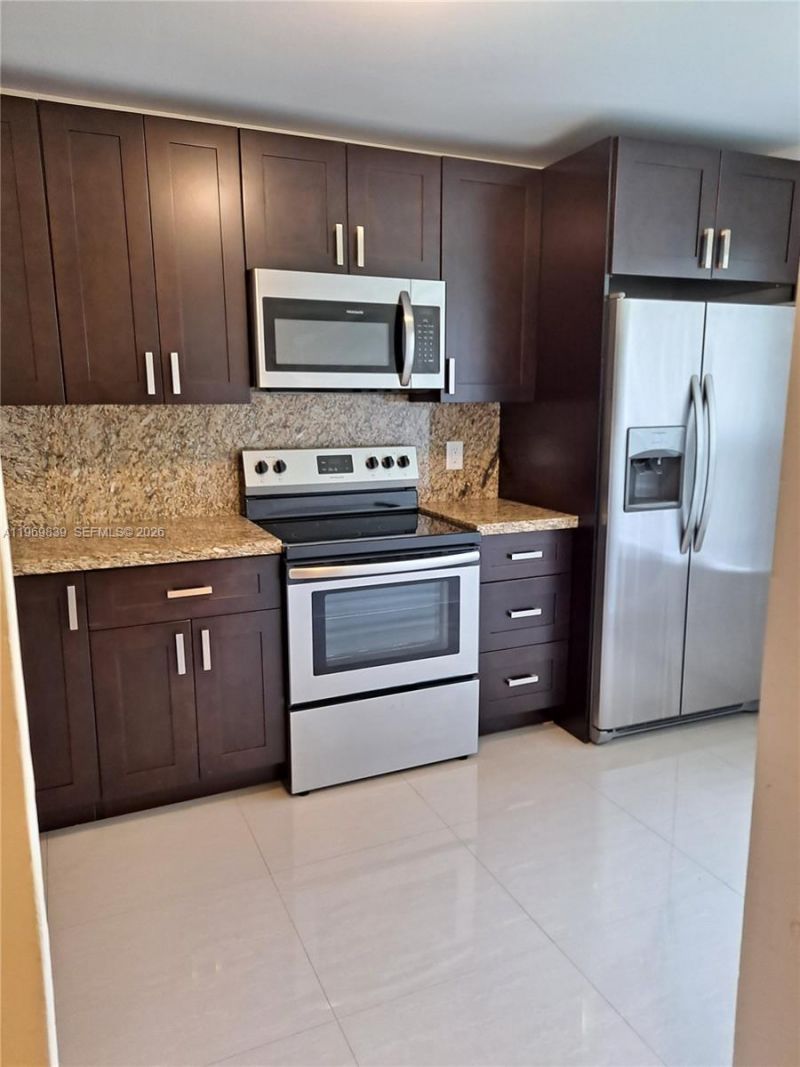 8041 SW 21st Ct, Unit 8041, Miramar, FL 33025 Photo