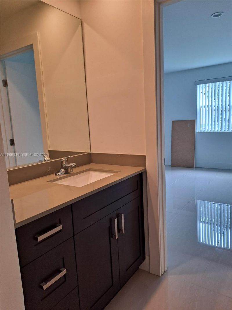 8041 SW 21st Ct, Unit 8041, Miramar, FL 33025 Photo