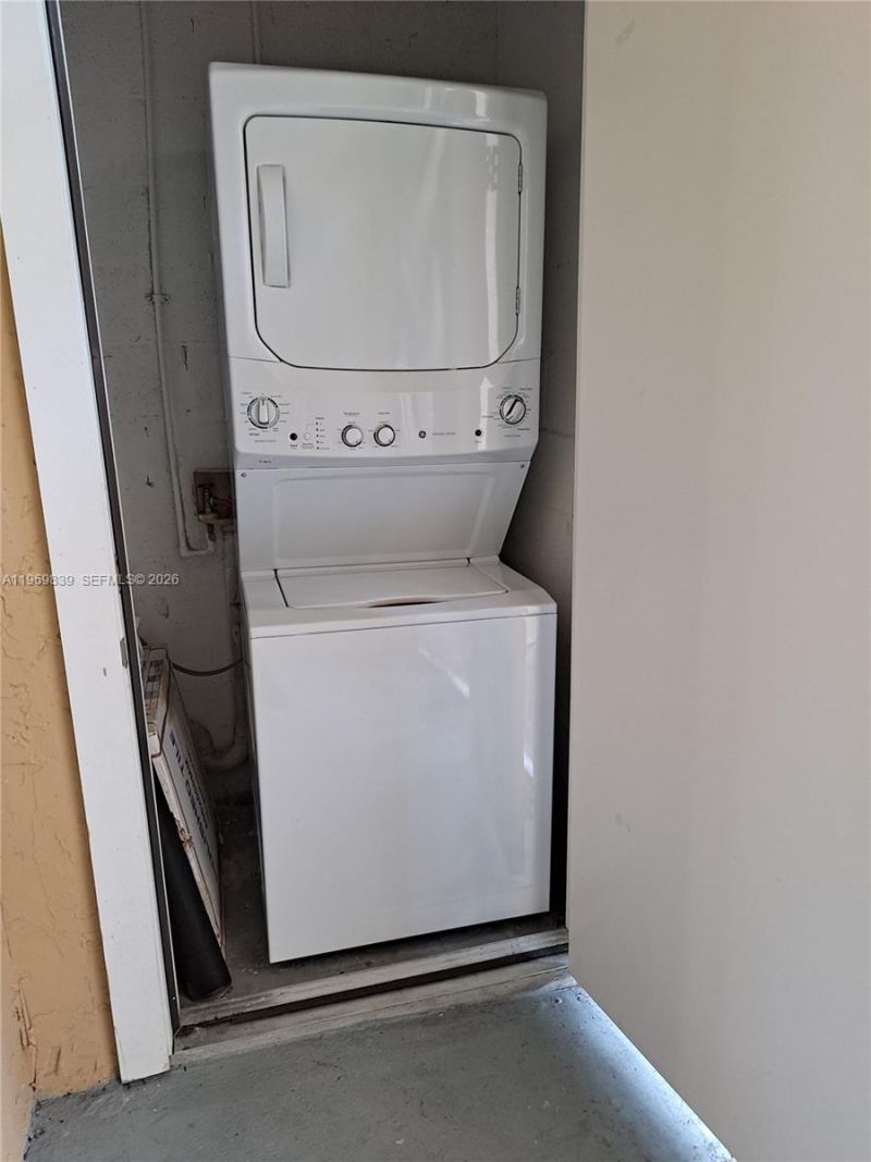 8041 SW 21st Ct, Unit 8041, Miramar, FL 33025 Photo