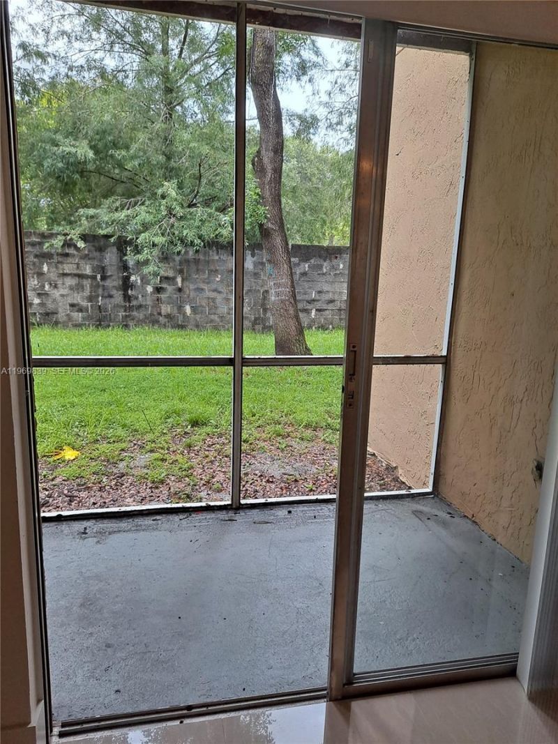 8041 SW 21st Ct, Unit 8041, Miramar, FL 33025 Photo