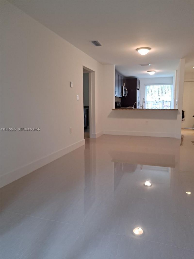 8041 SW 21st Ct, Unit 8041, Miramar, FL 33025 Photo