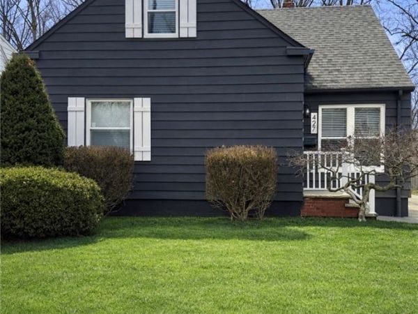 427 275 Street, Euclid, OH 44132