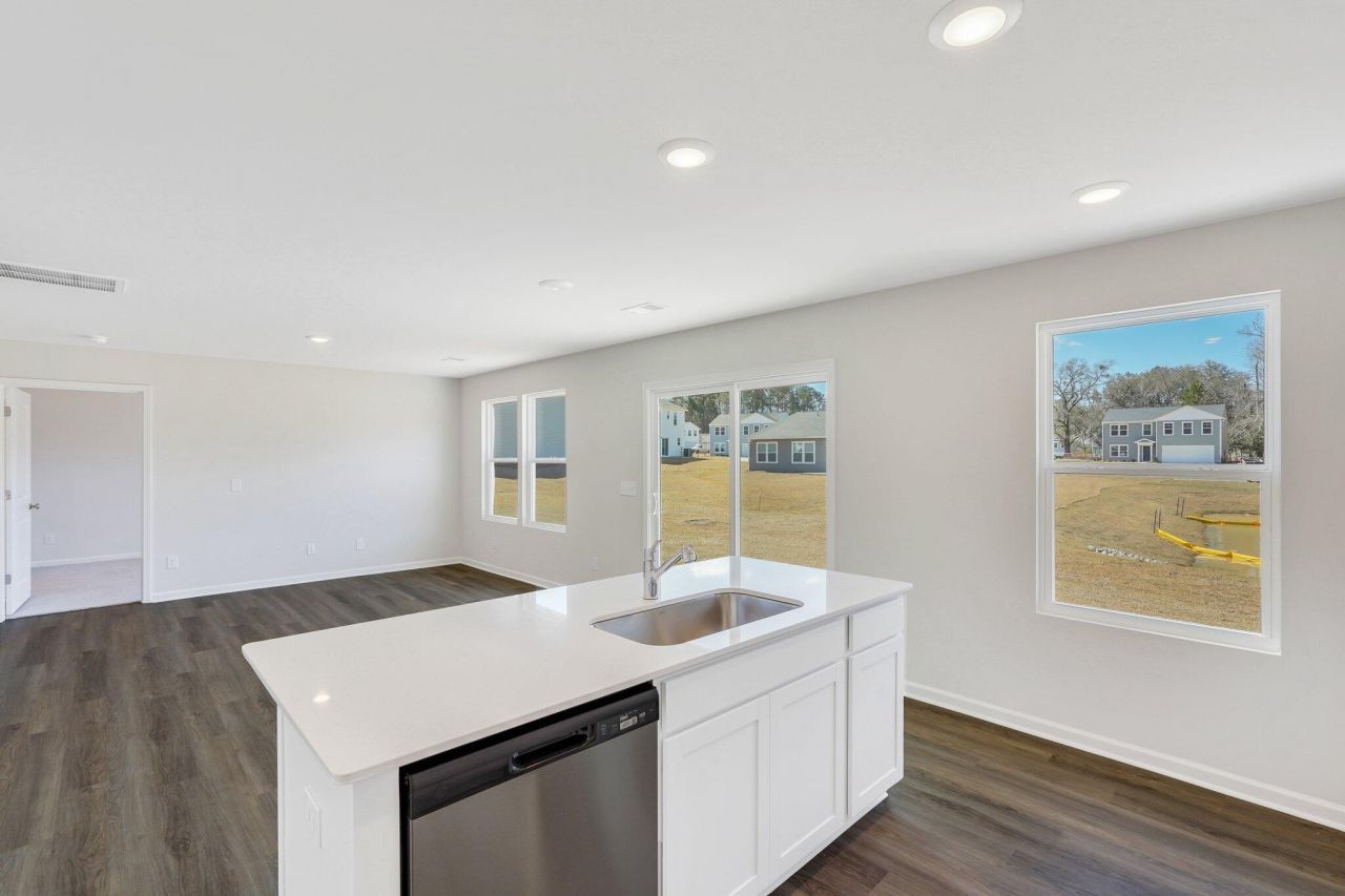 7031 Windham Way Photo 9