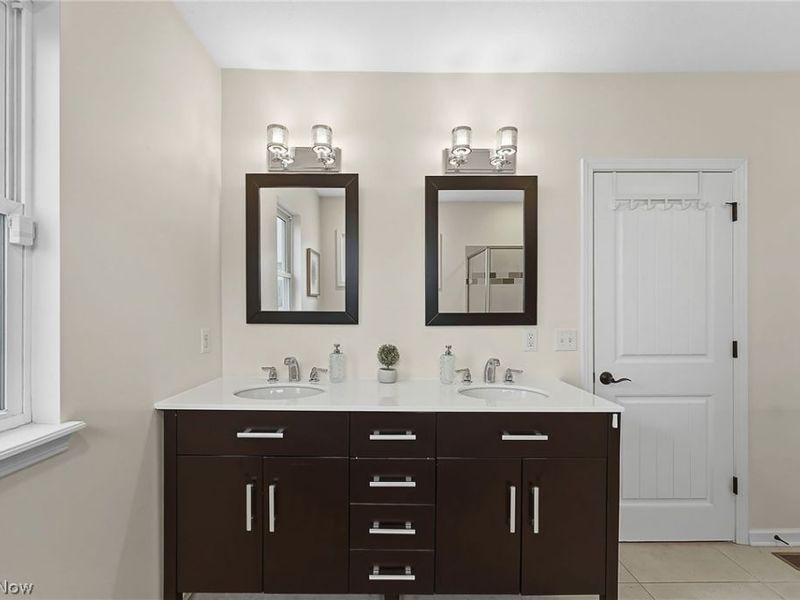 5206 Herman Avenue, Cleveland, OH 44102 Photo 32