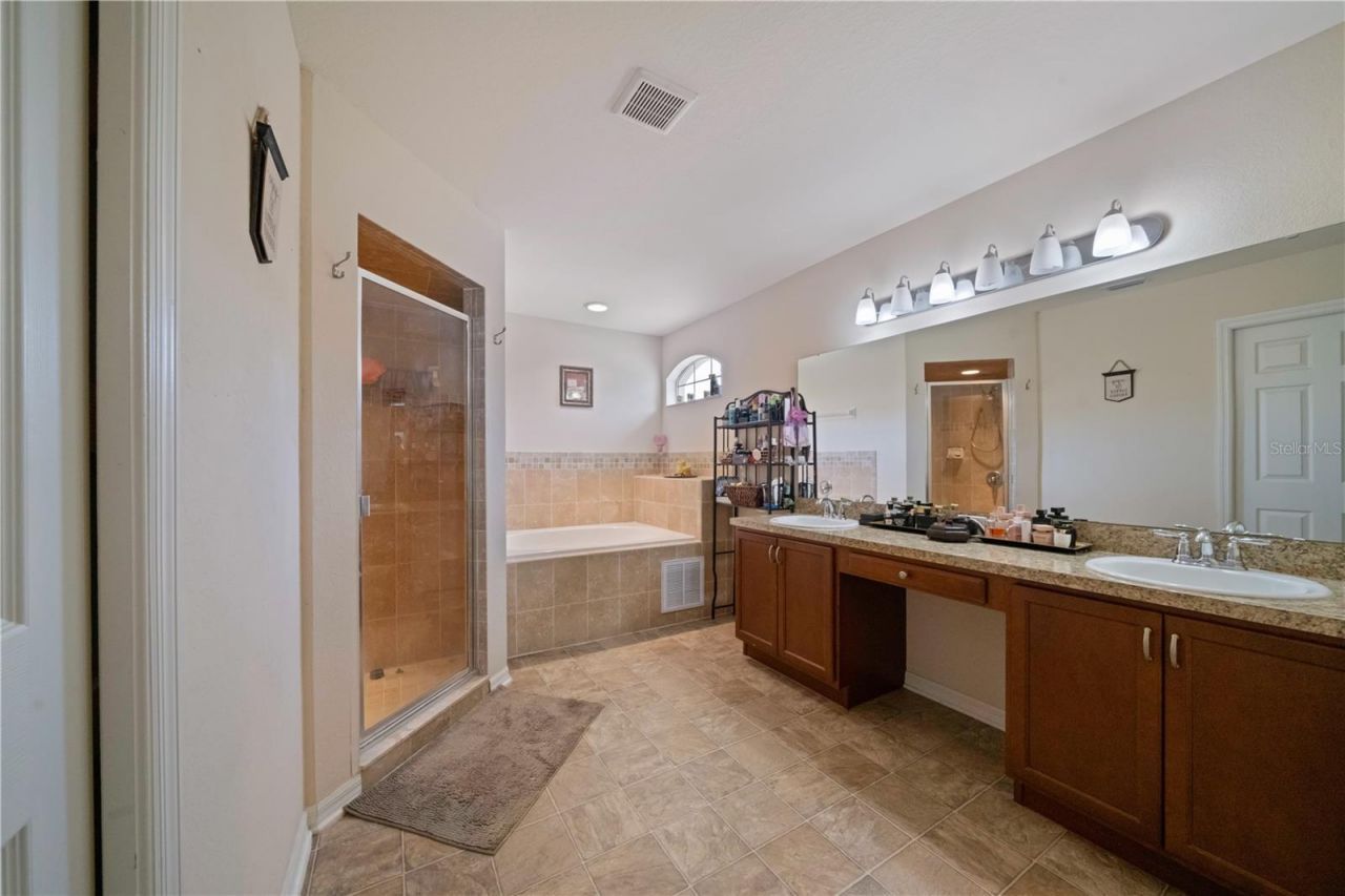 6518 Crescent Loop, Winter Haven, FL 33884 Photo