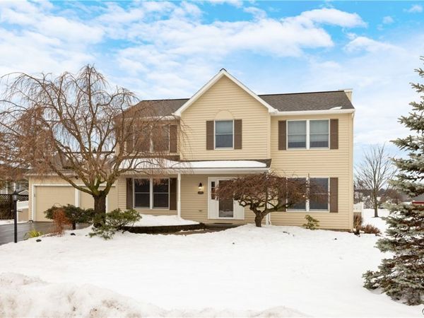 5787 Frostiana Circle, East Syracuse, NY 13057