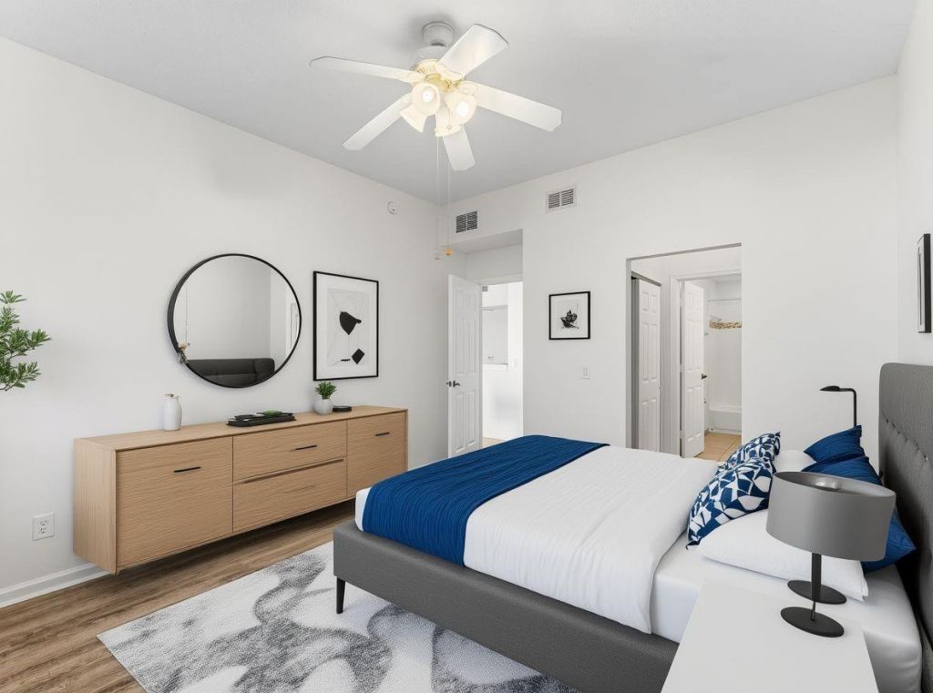 504 7th Square, Unit 103, Vero Beach, FL 32962 Photo