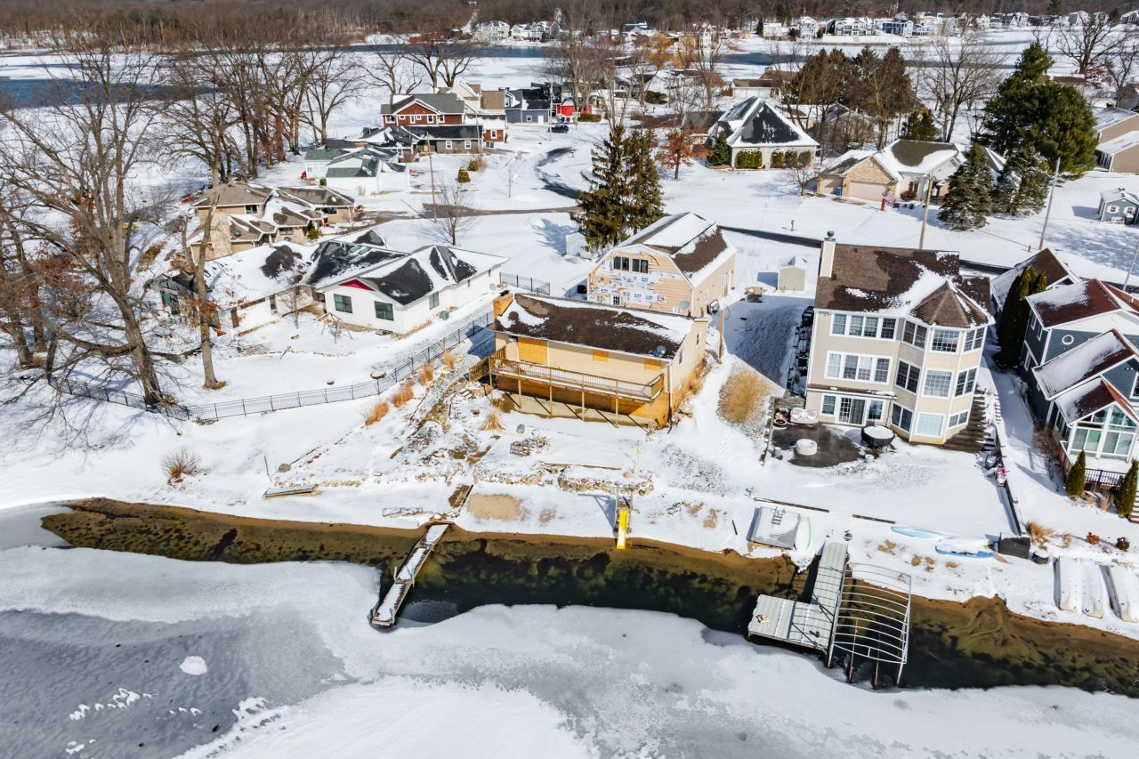 963 Treasure Island Drive, Mattawan, MI 49071 Main Photo