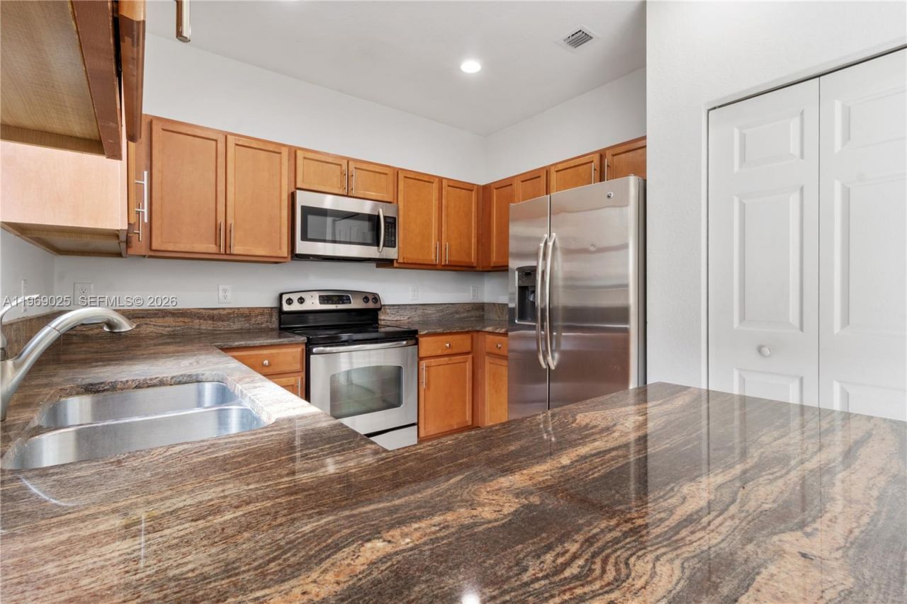 15460 SW 119th St, Miami, FL 33196 Photo