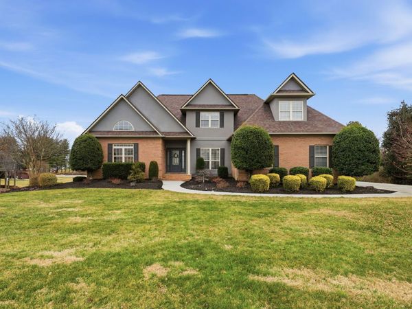 414 Derbyshire Court, Morristown, TN 37814